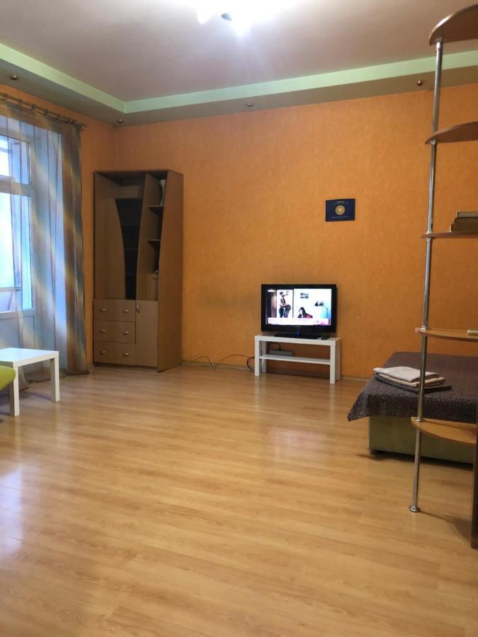 Квартира-Студия На Котляра Harkiv Exterior foto